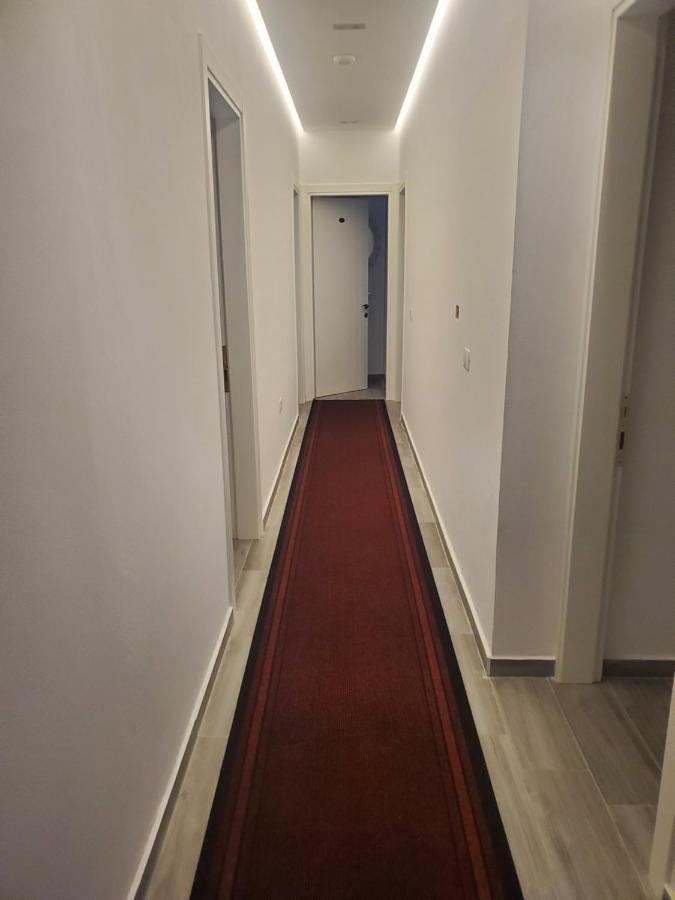 Bs Hotel ドゥラス エクステリア 写真